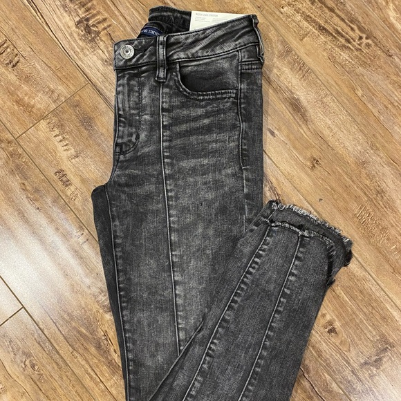 American Eagle Next Level Jegging Crop (Size 2) - Picture 4 of 6